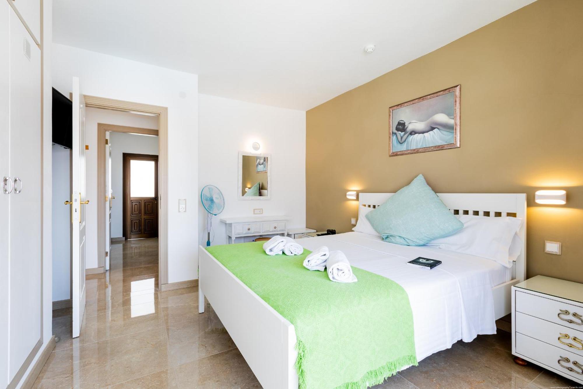 Las Floritas 23 Terrace And Swimming Pool ปลายาเดลาสอเมริกาส ภายนอก รูปภาพ